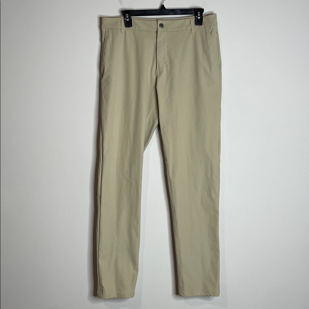 Lululemon | Men’s Classic Fit Commission Pants Size 33